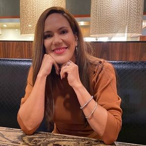 Meet your Posher, Kelly